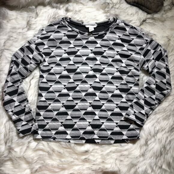 H&M geometric pattern print black gray white monochrome sweatshirt - Picture 3 of 7